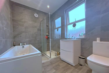 5 bed house, Warton Terrace, Heaton, Newcastle, NE65LR - Image 2